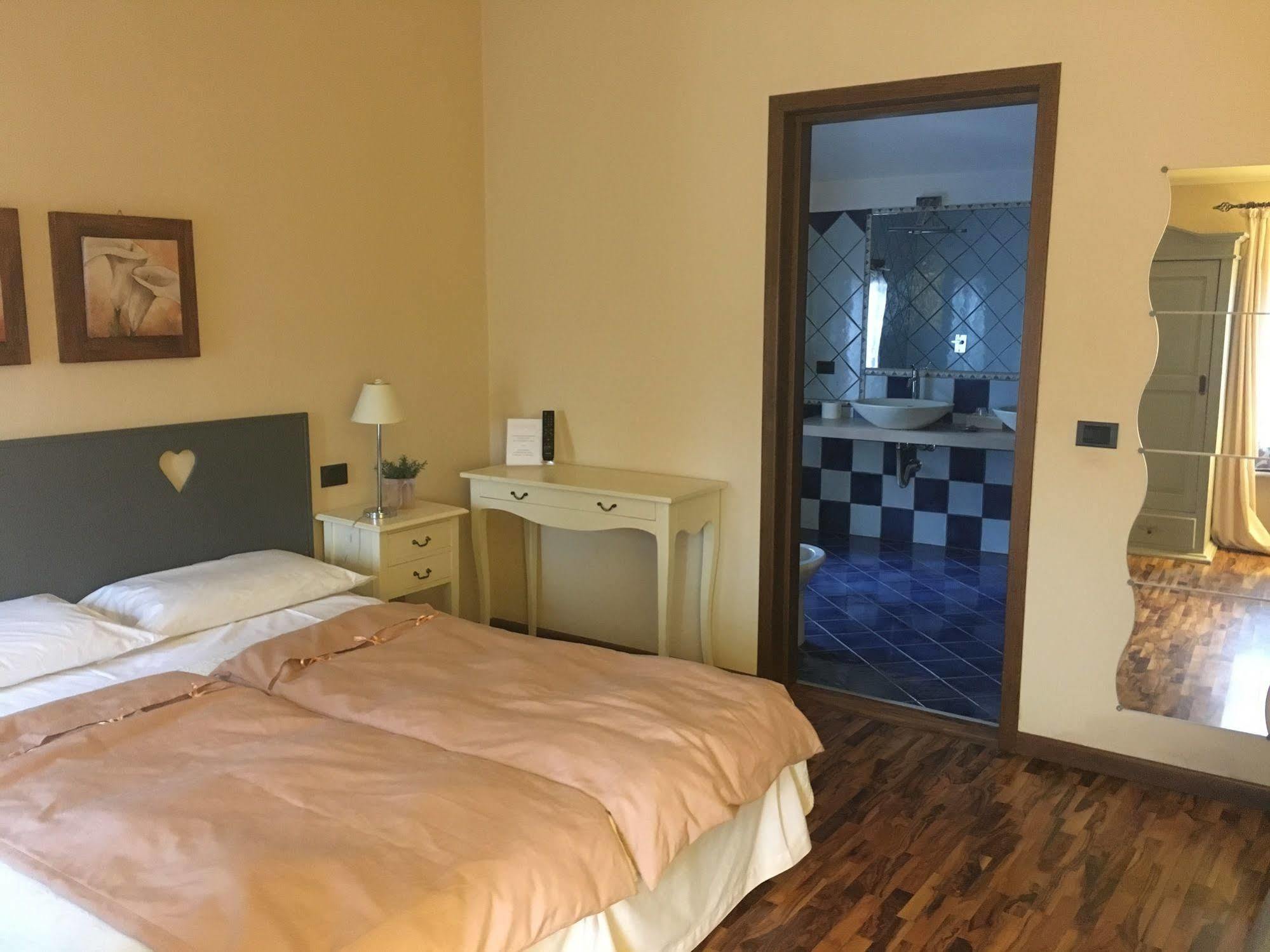 Agriturismo Corte Rocca San Giorgio di Mantova Екстер'єр фото